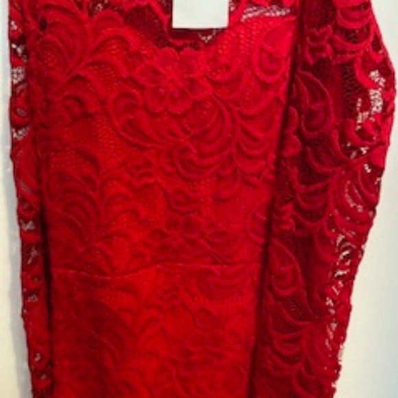 H&M Dresses Red on is size 4 black and white size S brand new with tag. - Picture 7 of 7